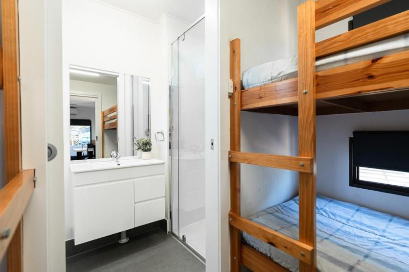 Adelaide Caravan Park - Aspen Holiday Parks Zimmer foto