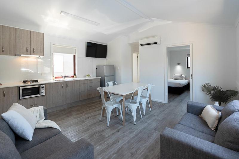 Adelaide Caravan Park - Aspen Holiday Parks Exterior foto