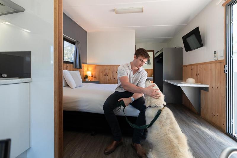 Adelaide Caravan Park - Aspen Holiday Parks Zimmer foto